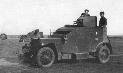 ルーマニアの装甲車1